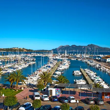 Ran De Mar Apartment